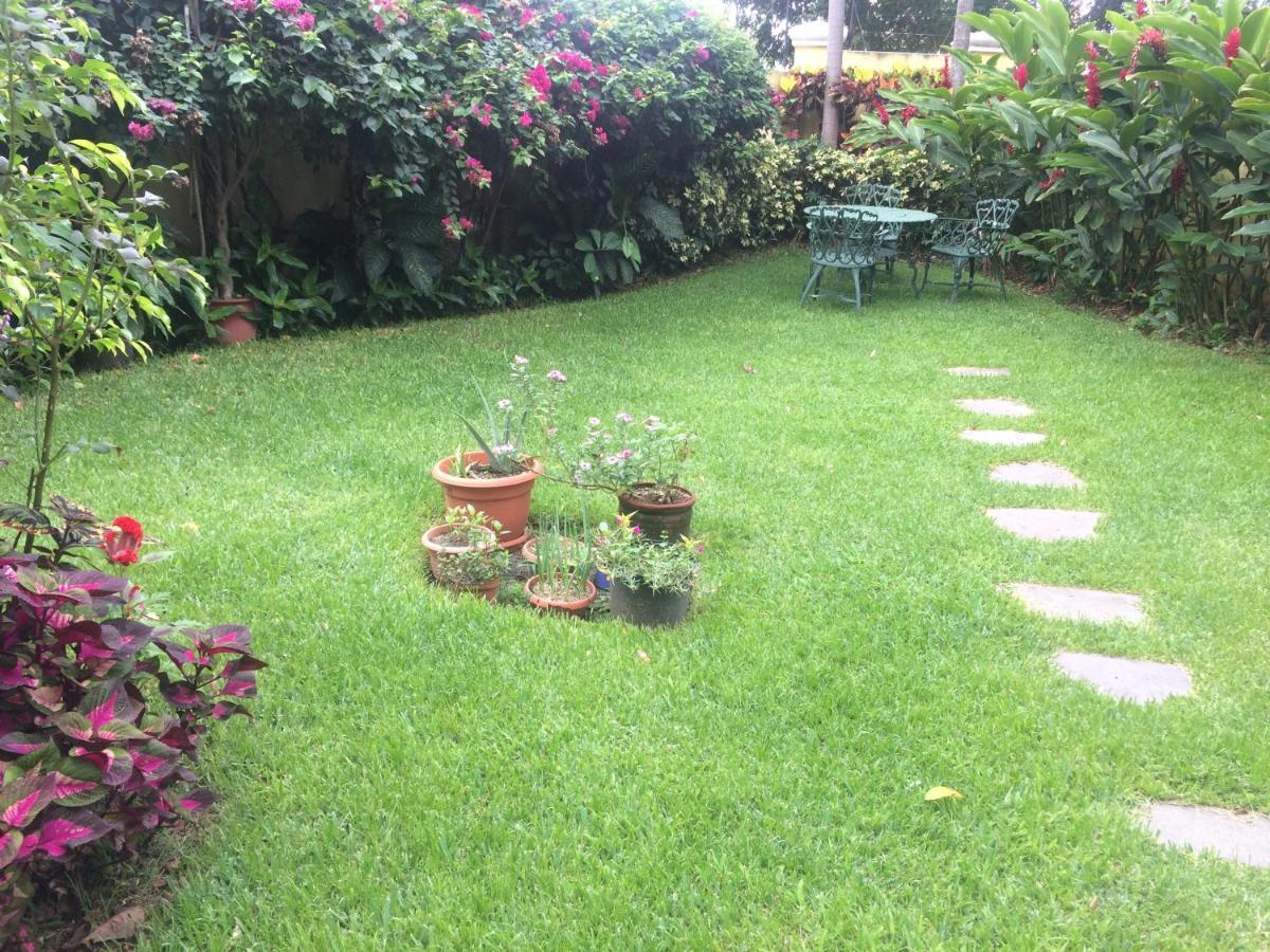 Monblanc Apartamento Completo ซานซัลวาดอร์ ภายนอก รูปภาพ