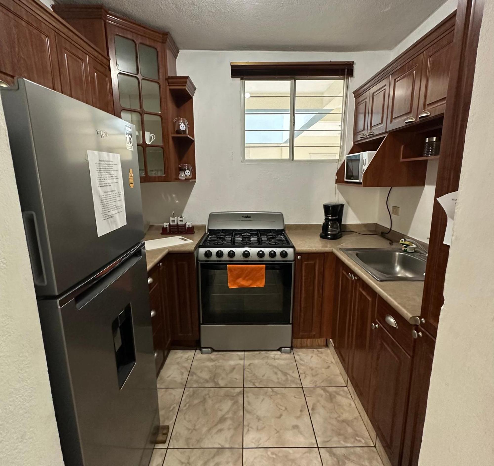 Monblanc Apartamento Completo ซานซัลวาดอร์ ภายนอก รูปภาพ